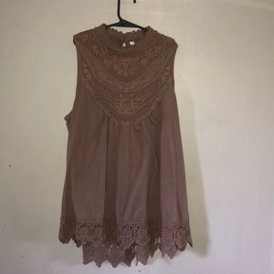 lace tank